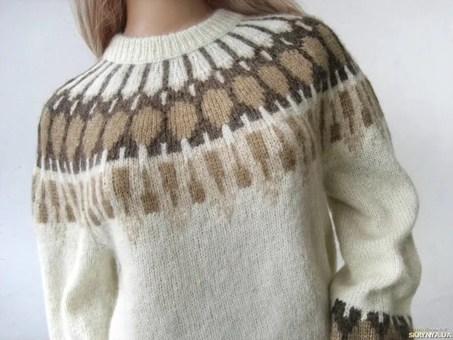 White Womens Scandinavian Sweater Lopapeysa Fair Isle Hand Knitted with a Nordic Beige & Brown Patterned Yoke - EdelWear