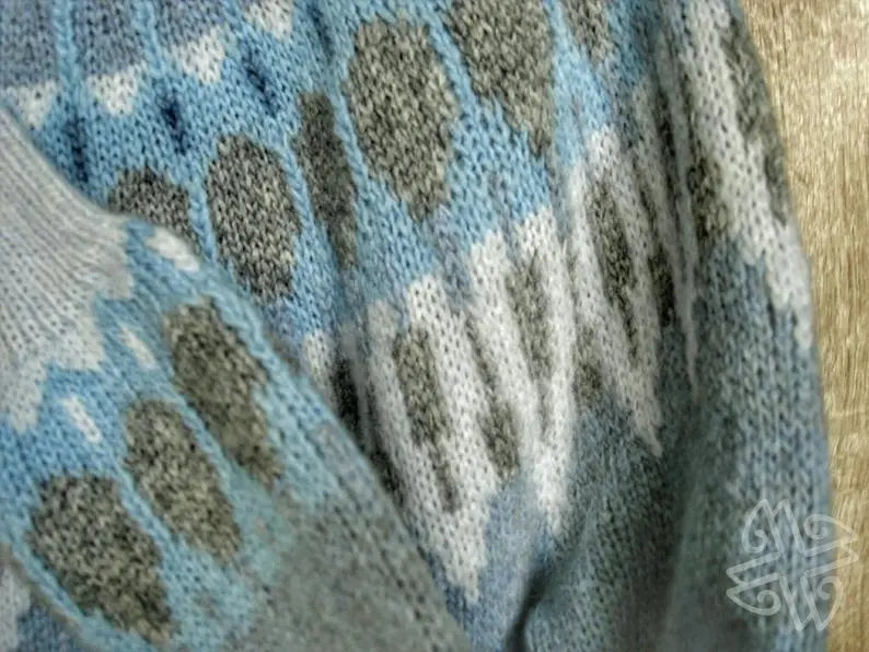 Gray Blue Womens Scandinavian Sweater Lopapeysa Fair Isle Hand Knitted with a Nordic Patterned Yoke - EdelWear