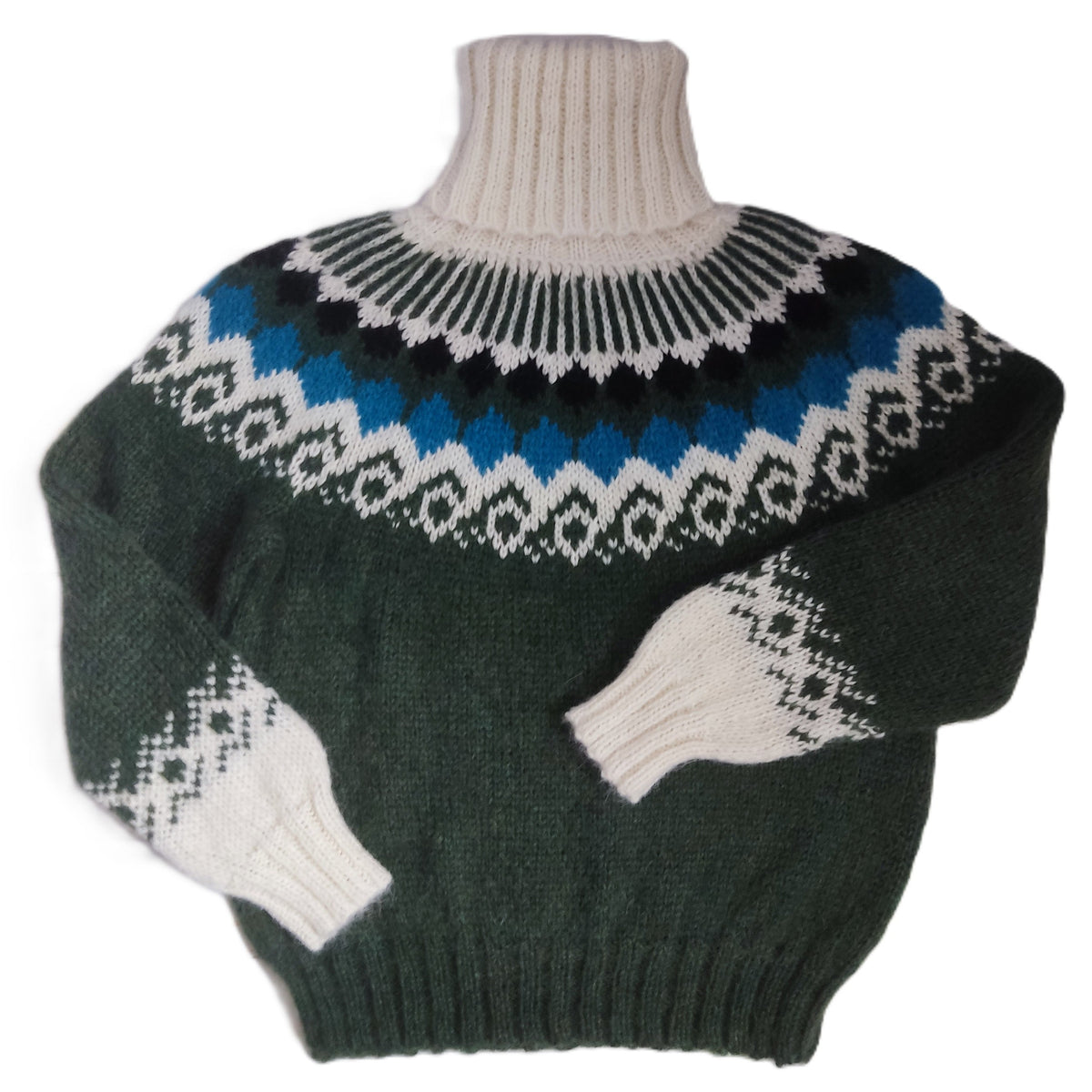 Hand-Knitted Scandinavian Sweater Turtleneck in Camel for Winter Warmth - EdelWear